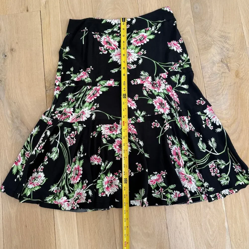 CAbi Black Floral Fit and Flare Ruffle Skirt SZ 6 Raw Edge Classy Classic Work